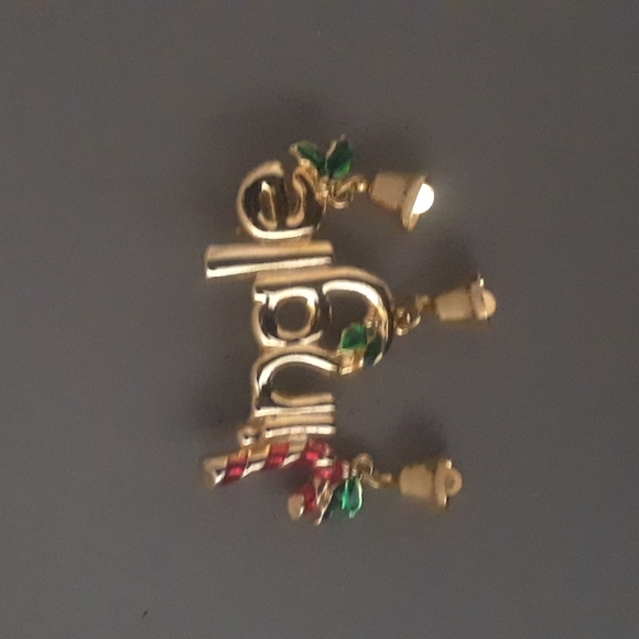 Christmas Pins - Picture 2 of 5